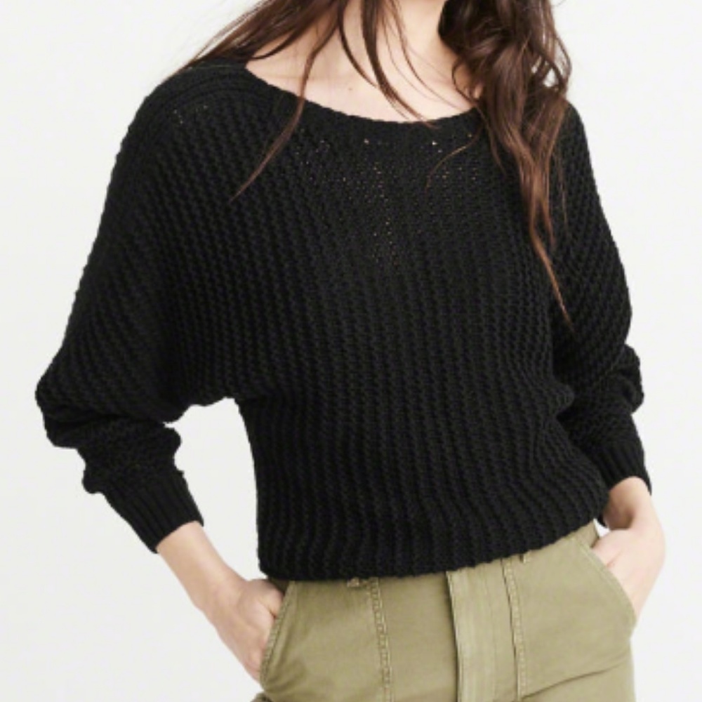 New With Tags XS Abercrombie black knit sweater
